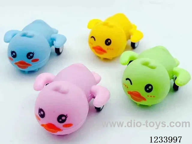 Pull-back duck