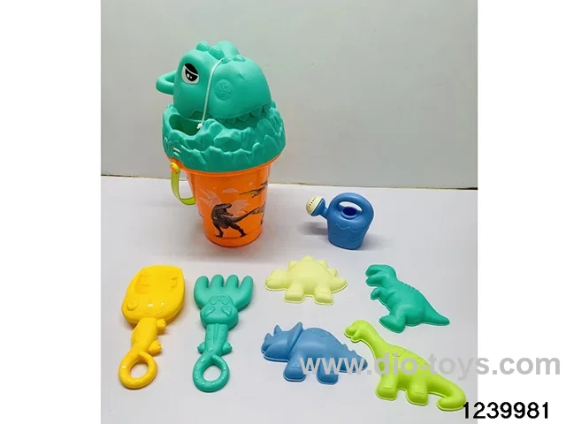 8 pcs beach toys in hangtag