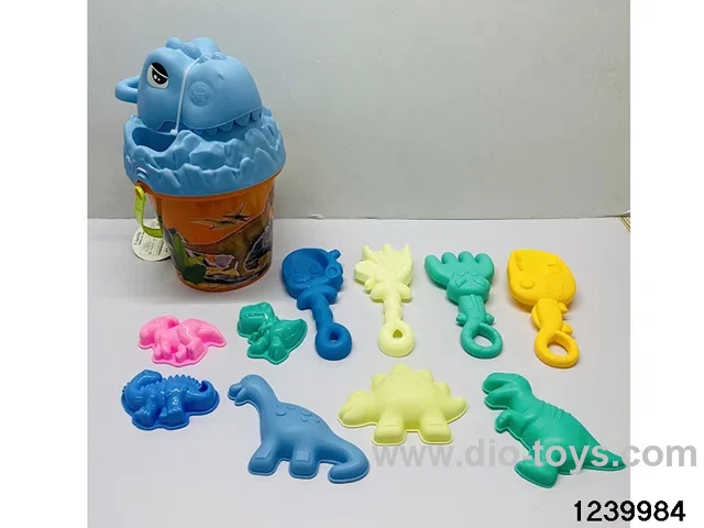 8 pcs beach toys in hangtag