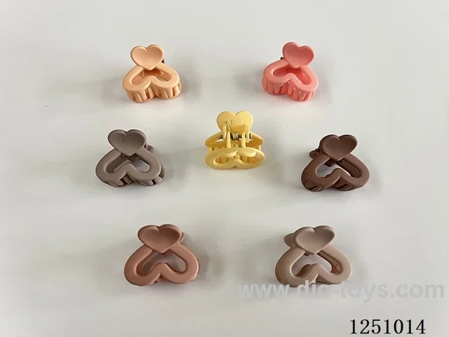 Spray-Painted Heart Hair Clip
