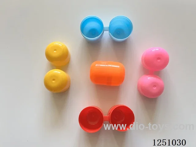 Colourful Connected Eggshells - Bulk container lid not properly secured