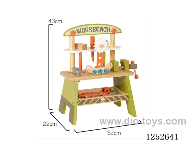 Wooden toy - Green Tool Counter