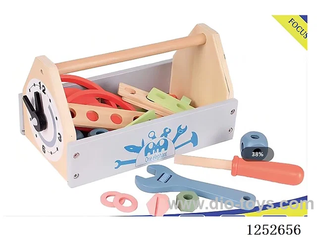 Wooden toy - Tool Basket