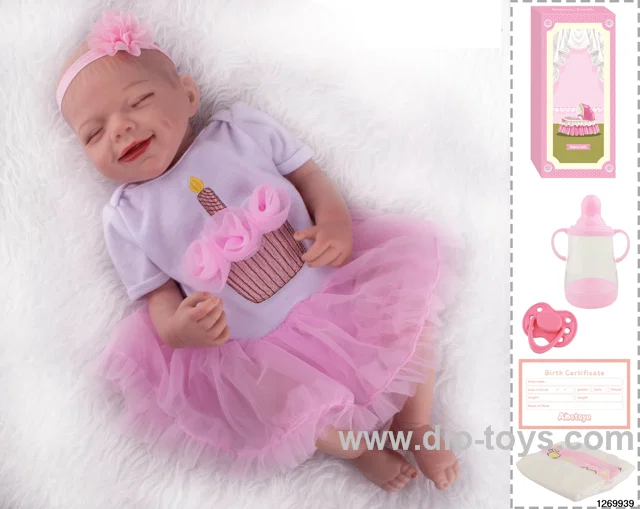 48CM Doll（Soft Rubber High-Fidelity(Hand-painted Hair, High-Quality Painting) Bottle, Magnetic Sippy Cup, Diapers, Birth card