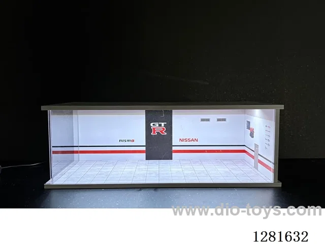 1:64 Model Car Garage Scene (Assembly Kit)