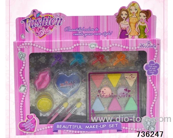 cosmetics in window box 2 sets mixed loading